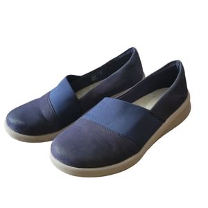 CLOUDSTEPPERS BY CLARK Women's Blue Slip Ons Soft Cushion Size 7.5 W